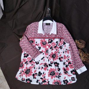 BOB MACKIE WEARABLE ART 
Pink, Black & White Floral Button Down Blouse-Size 2X